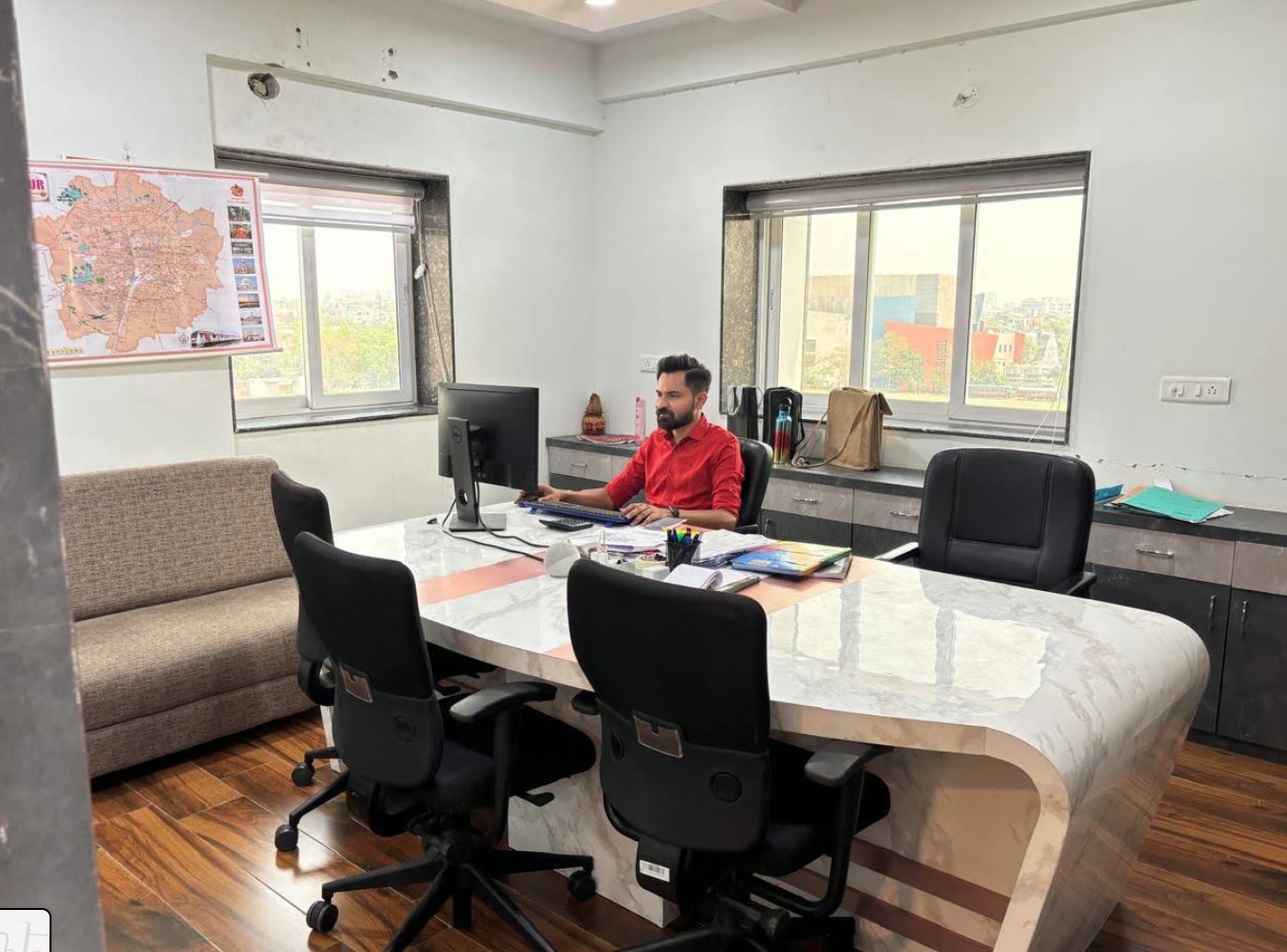 Cabin at the RJ Valuer & Consultancy office, Nagpur
